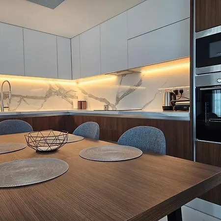 Grand Sapphire Luxury Two Bedroom Trikomo