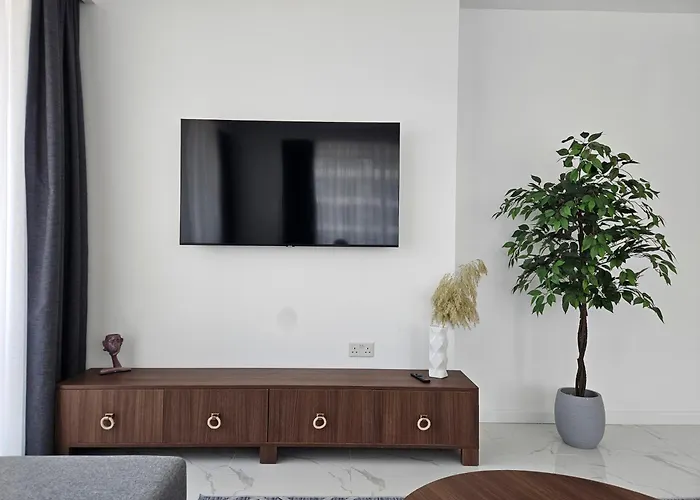 Grand Sapphire Luxury Two Bedroom Trikomo