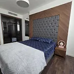 Grand Sapphire Luxury Two Bedroom Apartment *