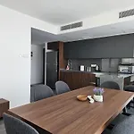 Grand Sapphire Luxury Two Bedroom * Trikomo