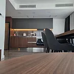 Grand Sapphire Luxury Two Bedroom * Trikomo