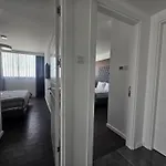 Apartment Grand Sapphire Luxury Two Bedroom Trikomo