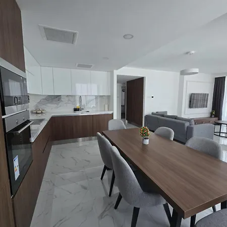 Apartament Grand Sapphire Luxury Two Bedroom A284 *