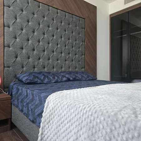 Grand Sapphire Luxury Two Bedroom *