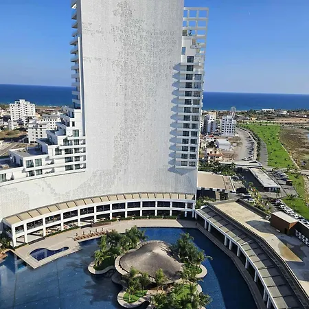 Lejlighed Grand Sapphire Luxury Two Bedroom *