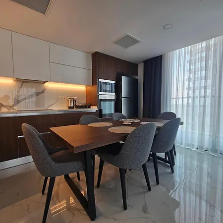 Grand Sapphire Luxury Two Bedroom Apartment Trikomo