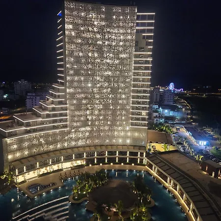 Apartamento Grand Sapphire Luxury Two Bedroom *