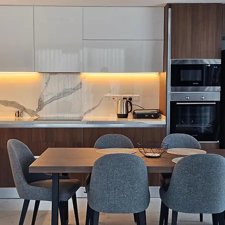 Grand Sapphire Luxury Two Bedroom アパート *