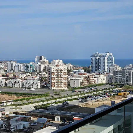 Grand Sapphire Luxury Two Bedroom Apartment Trikomo