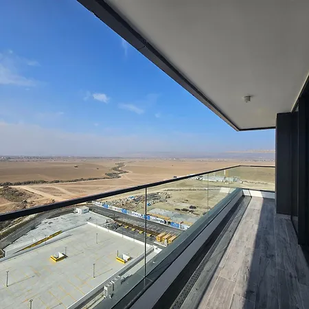 Grand Sapphire Luxury Two Bedroom Apartment *