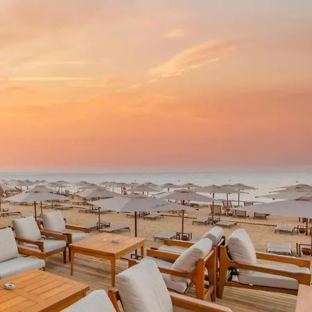 Grand Sapphire Luxury Two Bedroom 아파트 *