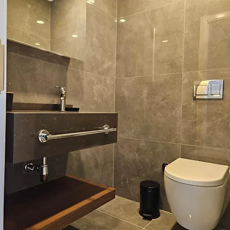 Grand Sapphire Luxury Two Bedroom 아파트 *