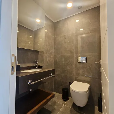 Apartamento Grand Sapphire Luxury Two Bedroom Trikomo