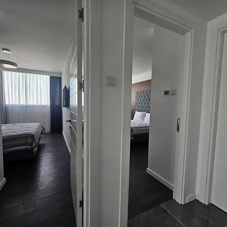 아파트 Grand Sapphire Luxury Two Bedroom Trikomo