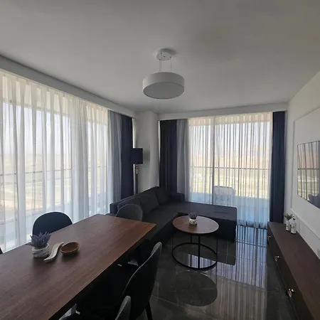 Grand Sapphire Luxury Two Bedroom *