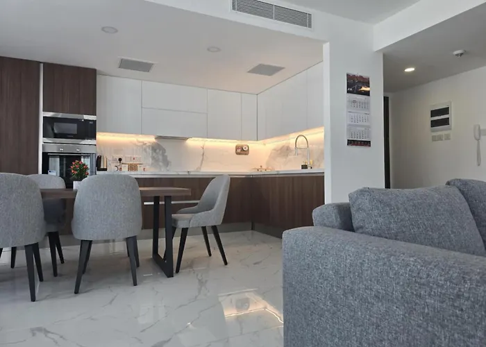 Grand Sapphire Luxury Two Bedroom Appartement