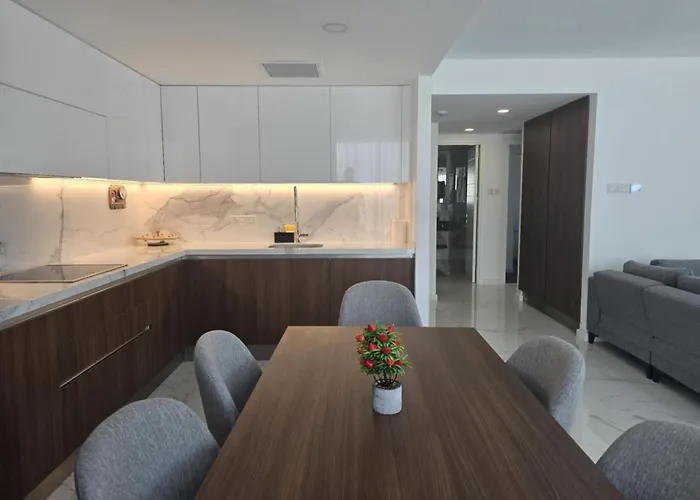 דירה Grand Sapphire Luxury Two Bedroom Trikomo