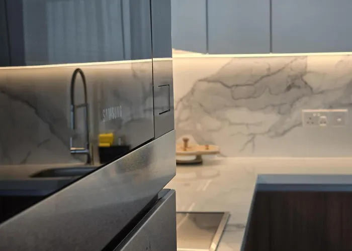 Grand Sapphire Luxury Two Bedroom * Trikomo