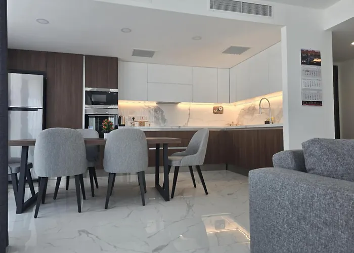 Grand Sapphire Luxury Two Bedroom *