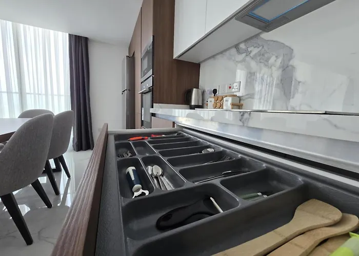 דירה Grand Sapphire Luxury Two Bedroom *
