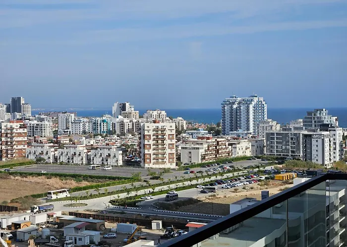 Grand Sapphire Luxury Two Bedroom Apartman Trikomo