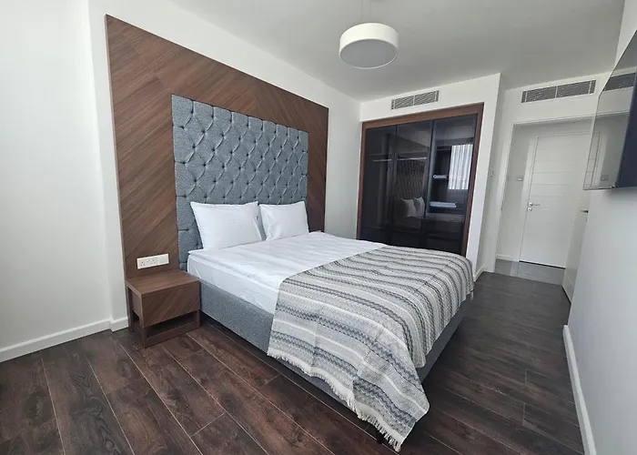 דירה Grand Sapphire Luxury Two Bedroom Trikomo